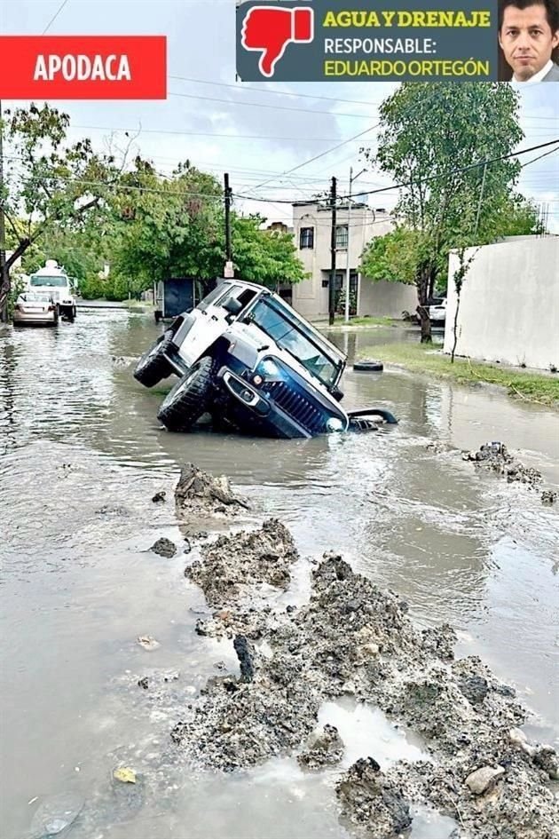 Un conductor cayó en una zanja de Agua y Drenaje que presuntamente tiene seis meses sin ser reparada, en la Colonia Valle de Huinalá.