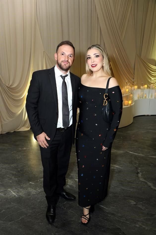 Sergio González y Karla Garza