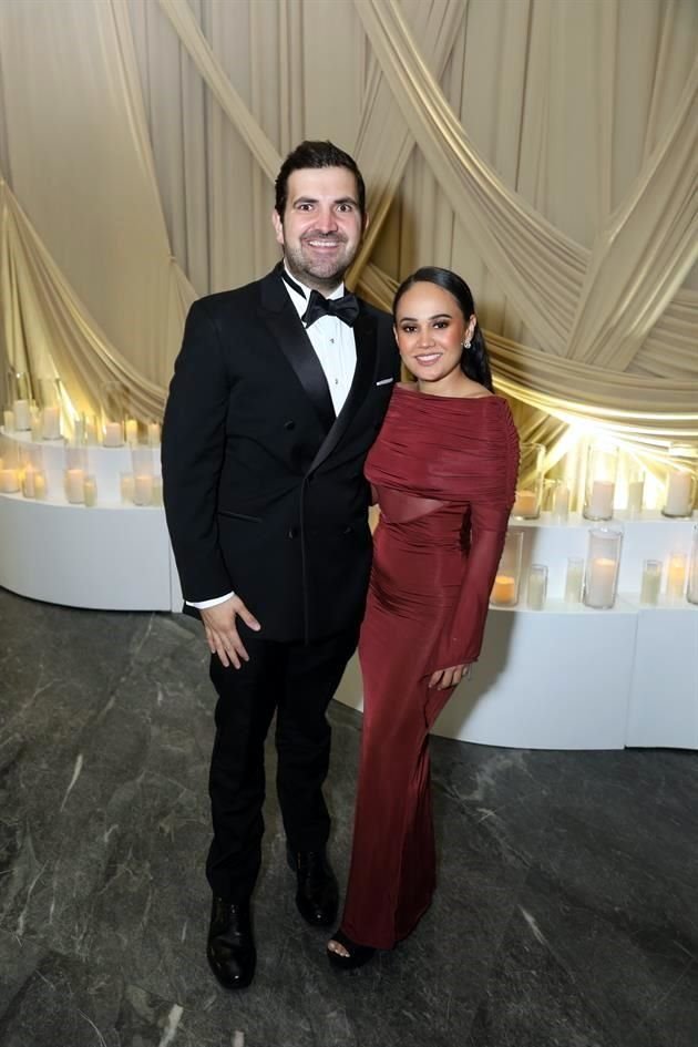 Luis Eduardo Flores y Sussy Rodríguez