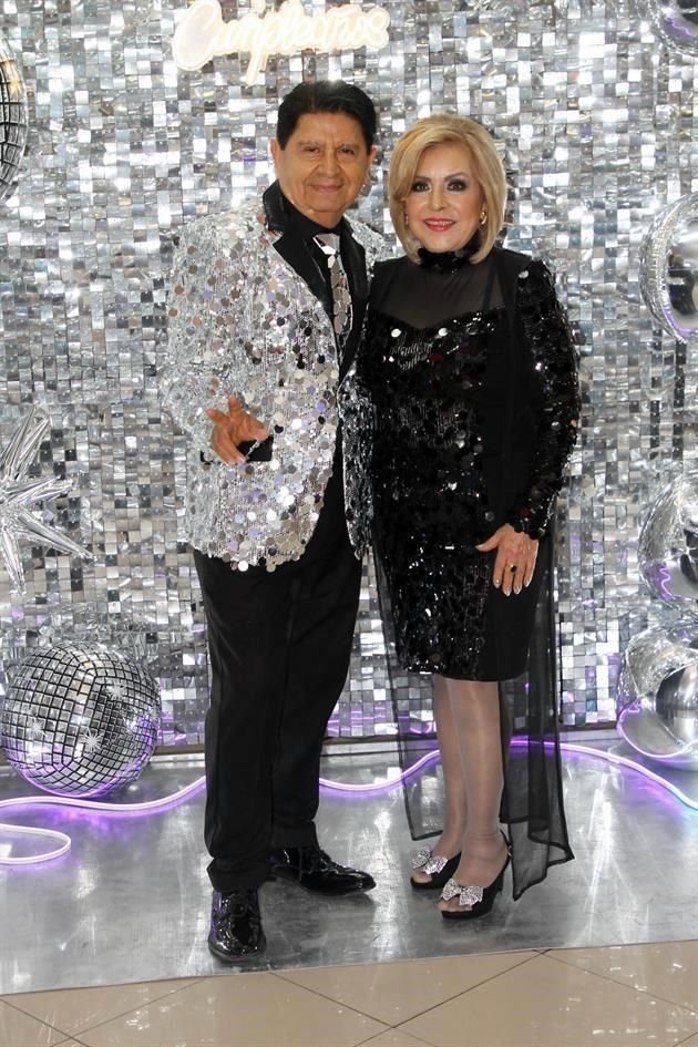 Jaime Ovalle Galicia y Betty de Ovalle