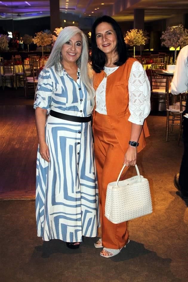 Verónica de González y Soraya Castañeda