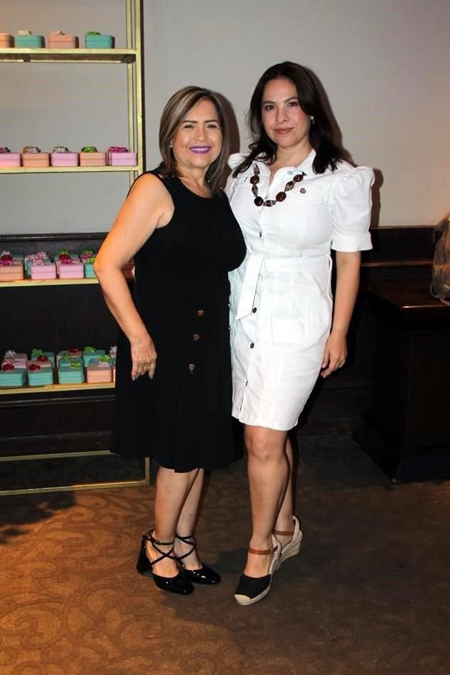 Sonia Benavdes y Sonia Segovia