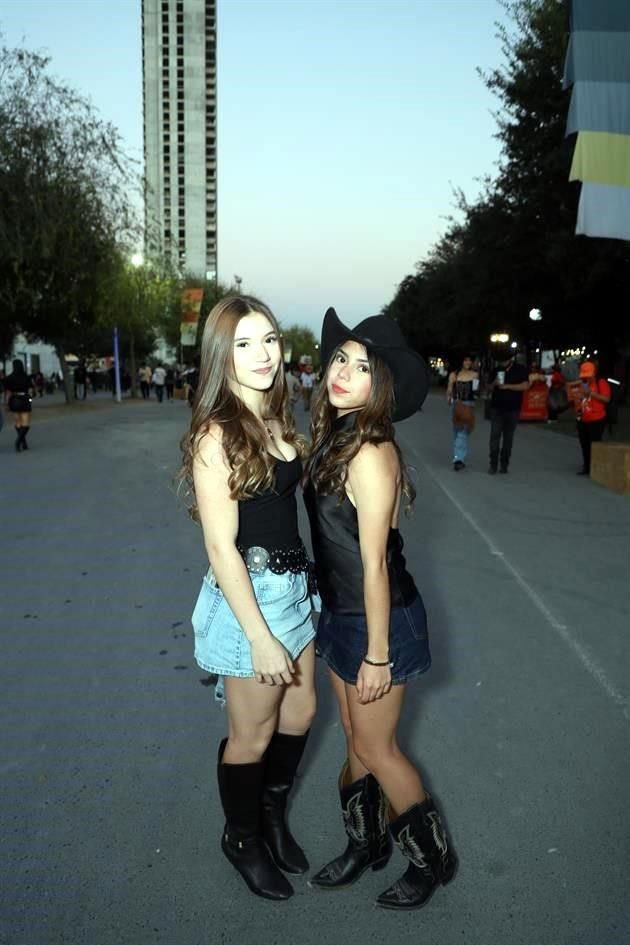 Jaqui Lozano y Camila Garza