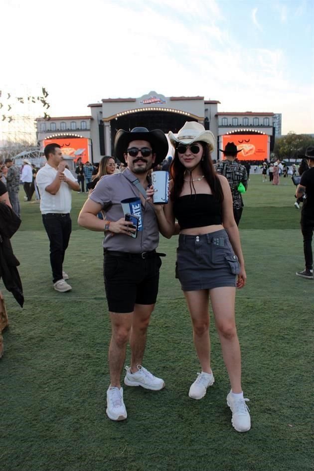 Eduardo González y Valeria Dagnino 