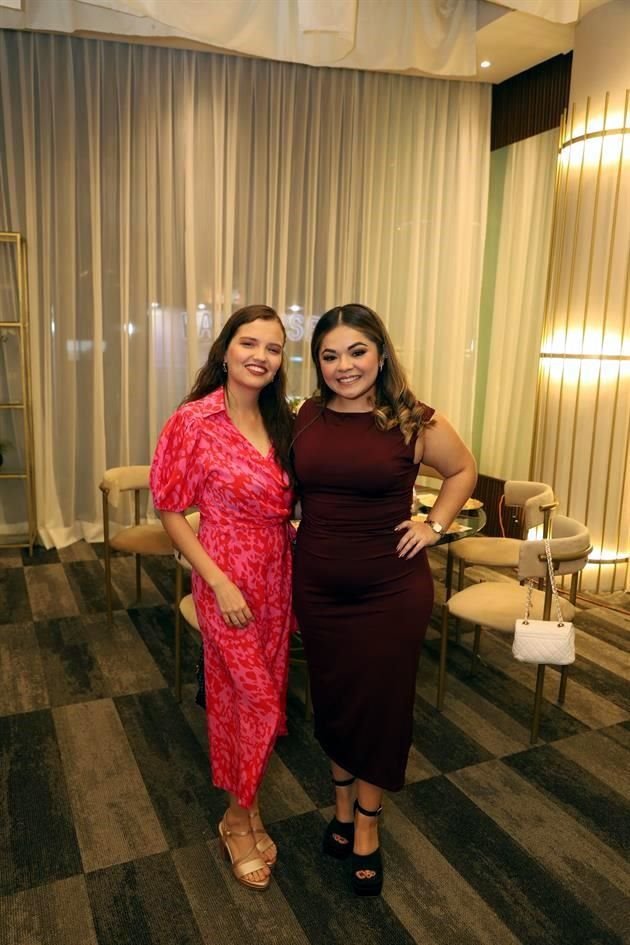 Marian Ponce y Yesenia Zapata