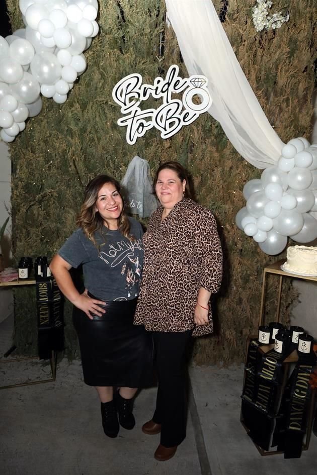 Karina Treviño y Elida Treviño