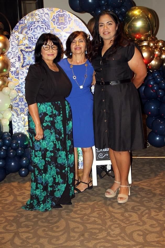 Gloria Limón, Lidia Limón y Lidia Mendoza