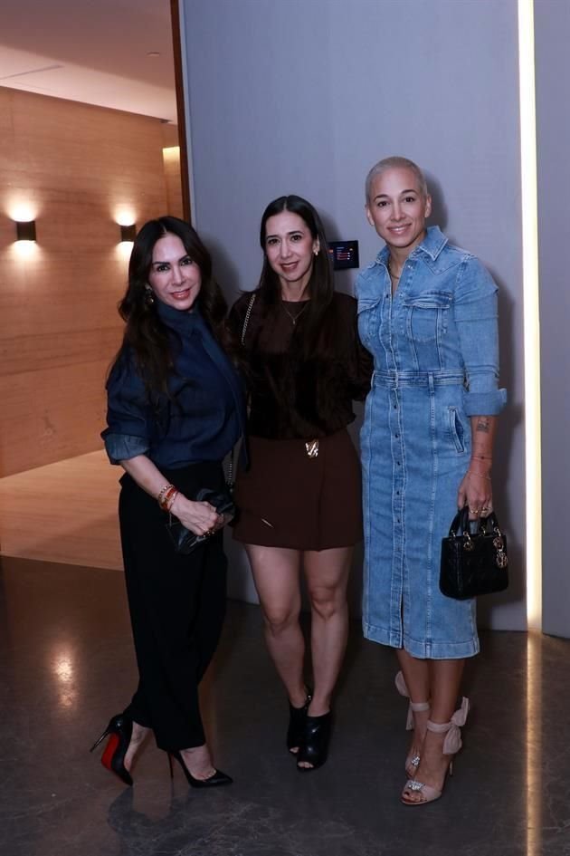 Sylvia García de Treviño, Melissa González y Katy Garza de Martínez