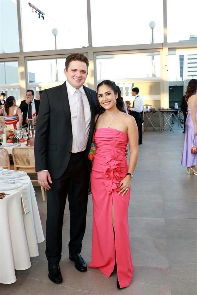 Diego Ballí Schiaffino y Paloma Martínez