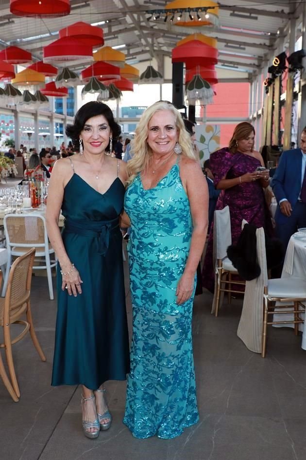 Nora Yvette Cantú y Myrna Treviño