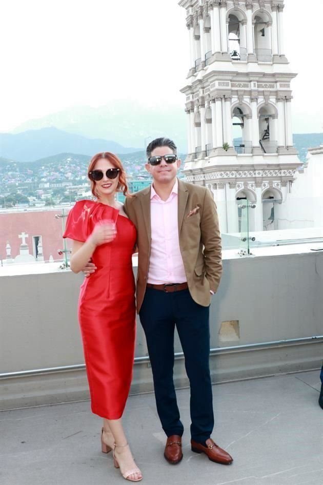 Priscila Escamilla de Ramos y Mauricio Ramos Schiaffino