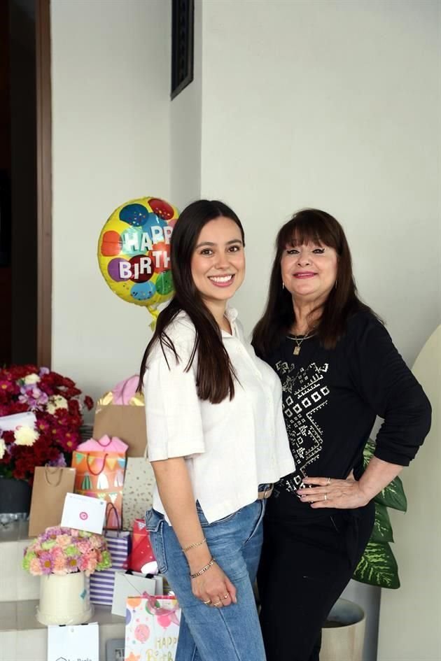 Caro Carmona y Esperanza de Carmona