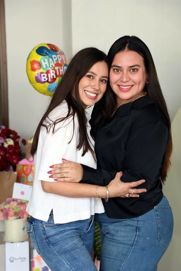 Caro Carmona y Olivia Gaytán