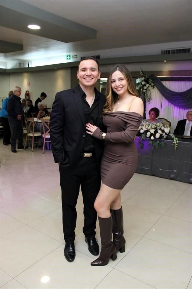 Mario Dávila y Frida Treviño