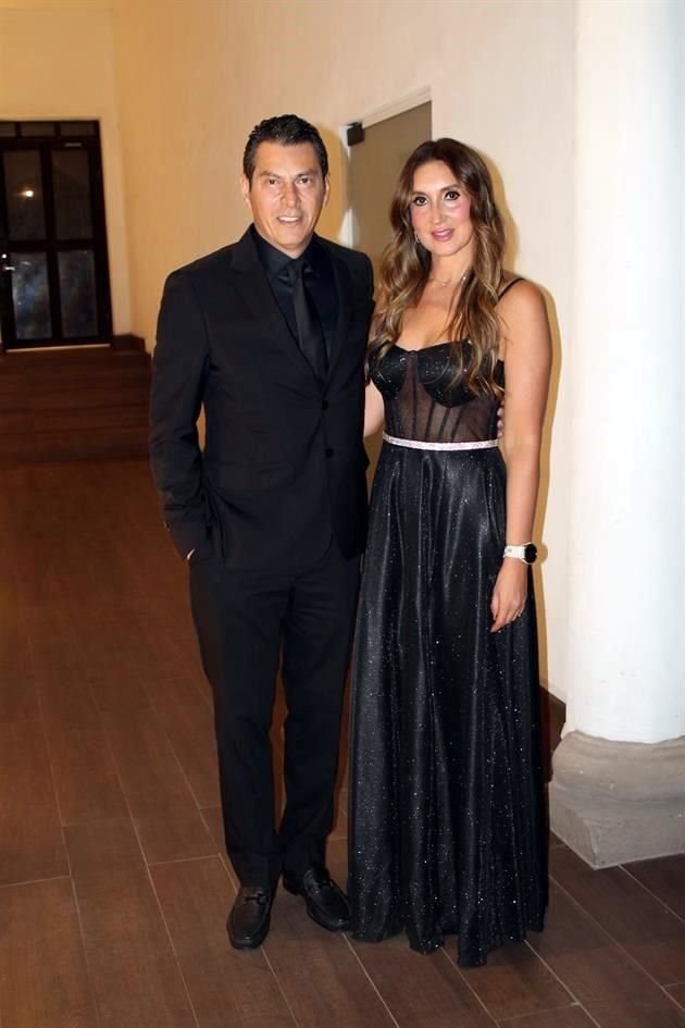 Daniel Treviño y Lore Vallarta