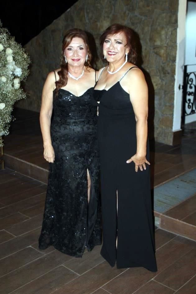 María del Carmen Salinas y Georgina Salinas