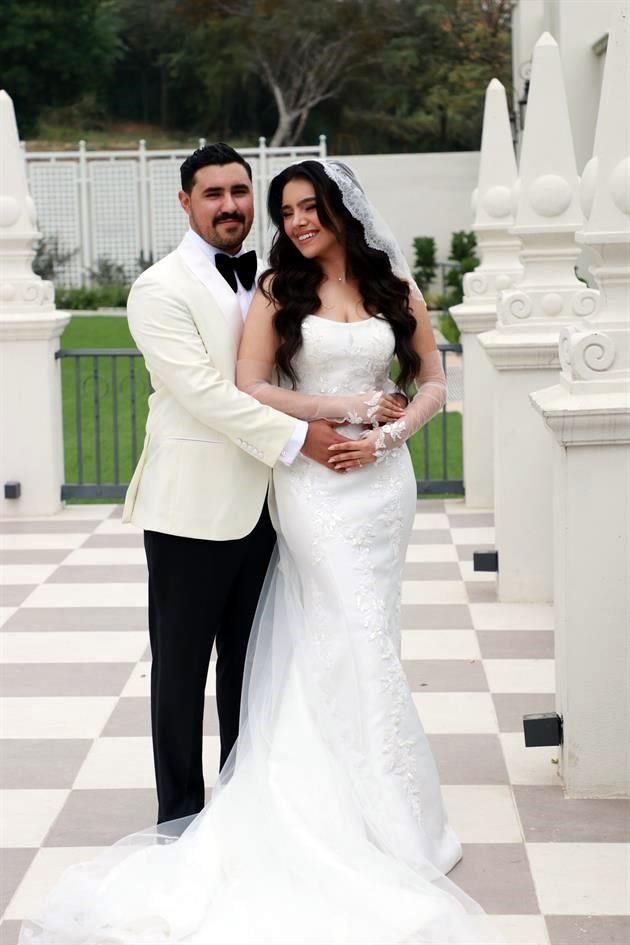 Maximiano Carbajal Pedraza y Alexa Valeria Rodríguez Donías