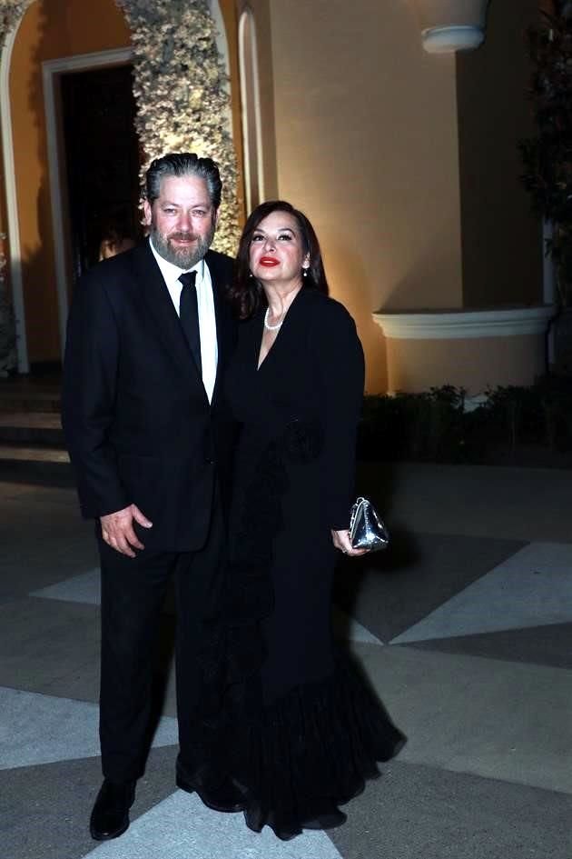 Ramiro Lozano y Paty Salinas de Lozano