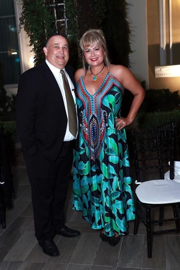 Arturo Treviño y Laura Ramírez de Treviño