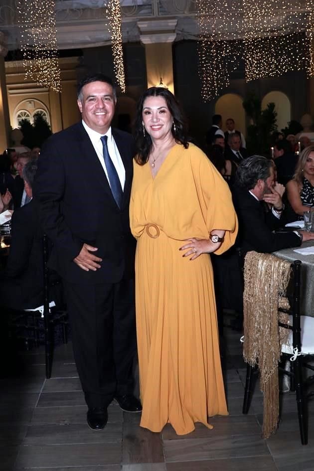 Cecilia Villarreal de Rendón y César Rendón Elizondo