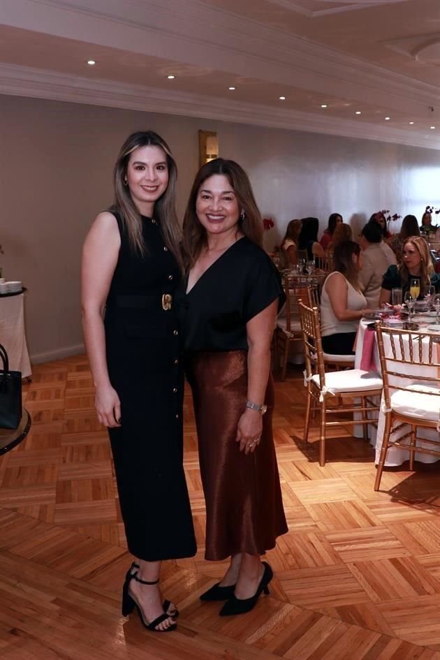 Samantha Castro y Candy Flores