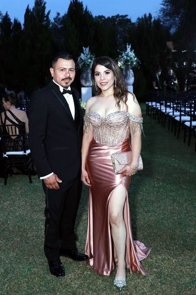 Martín Donías y Perla Medrano