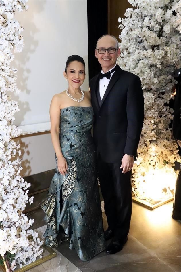 Alba González de de la Peña y Harry de la Peña