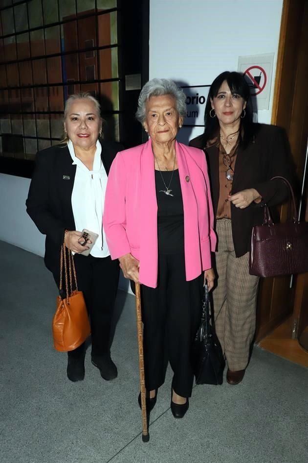 Olga Maldonado, Magdalena Rangel de Rendón y Citlalli Gutiérrez