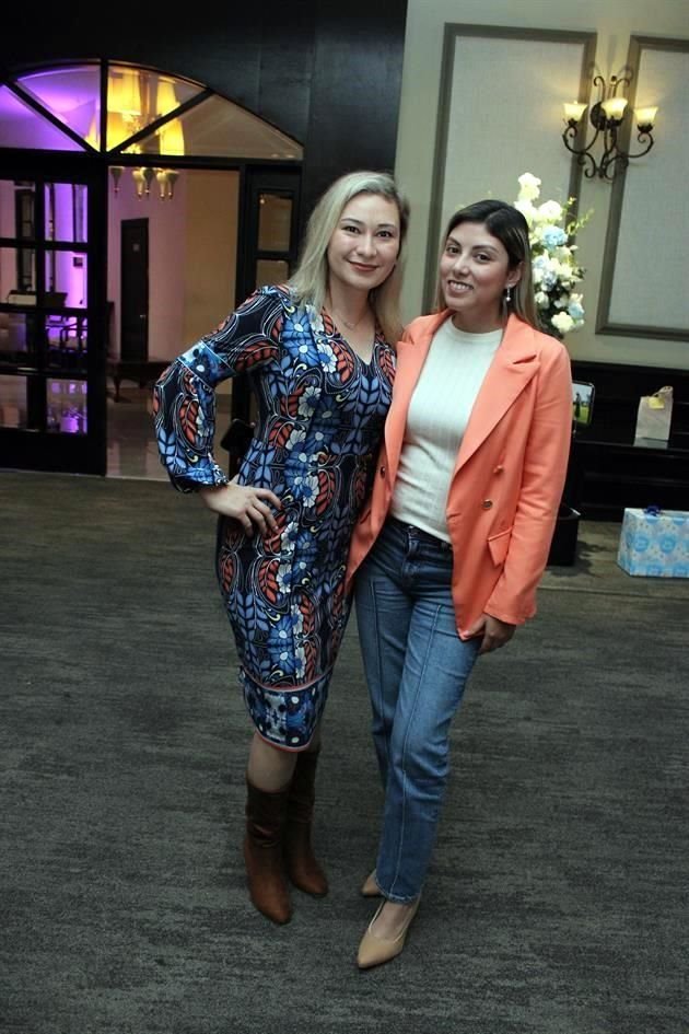 Ahiza Hernández y Priss Hernández