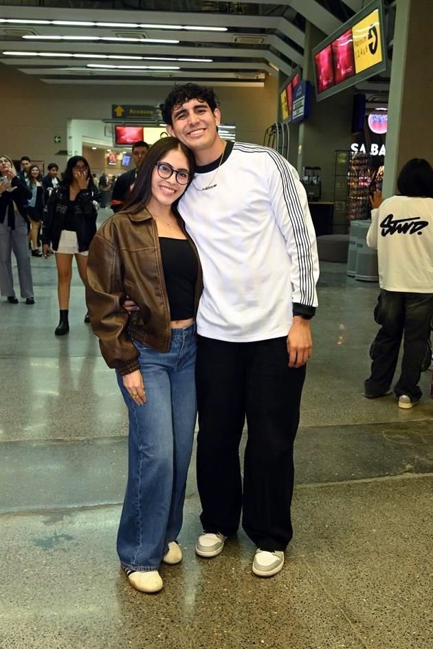 Alejandra Zúñiga y Juan Loreto