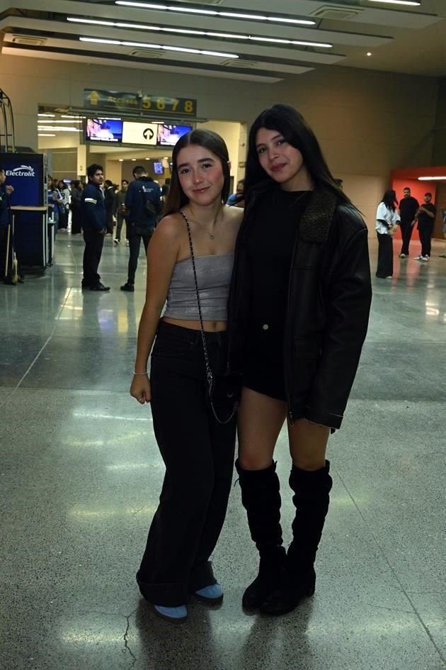 Marifer Hernández y Ángela Marial