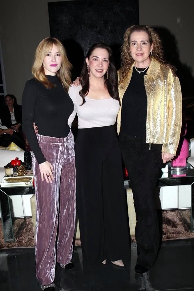 Gaby Espinoza , Magali Amparan y Karla de Jiménez