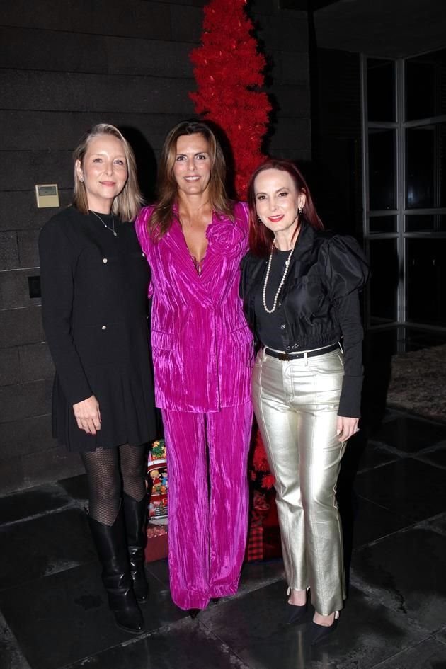 Adriana Zavala, Rosa María Oliver y Mónica Gracia