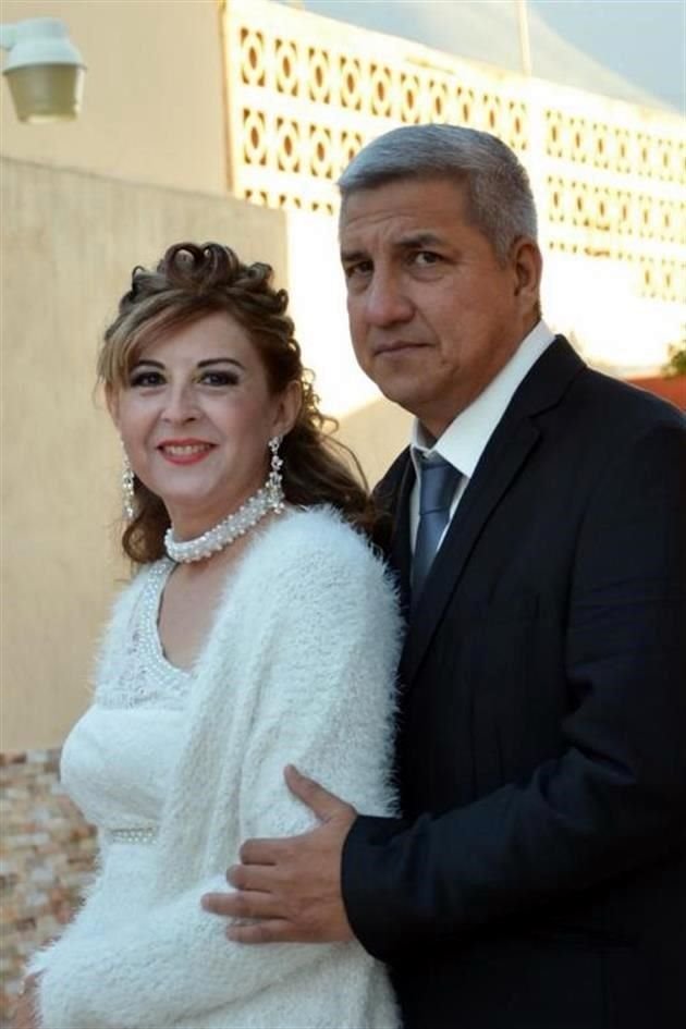 Eréndira Guadalupe Gutiérrez Garza y Jorge Alberto Chapa Dávila