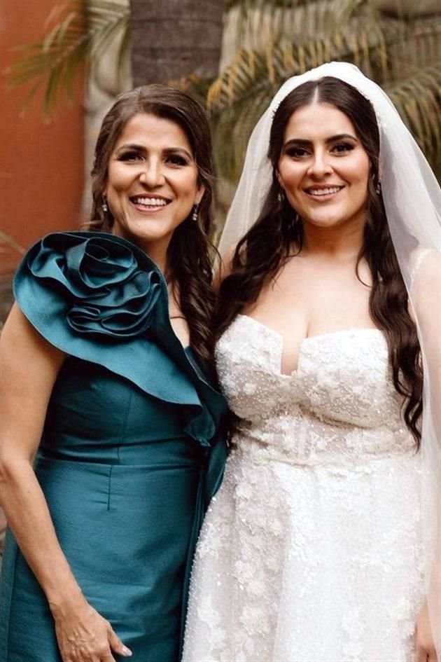 Claudia Buenrostro Flores y Claudia Pamela Treviño