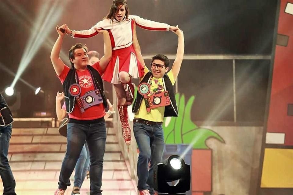 'La CQ, El Musical' divierte a regios en el Banamex.
