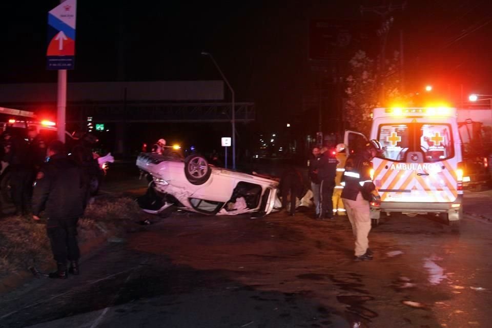 Autoridades señalaron que esperarían los resultados de un dictamen médico para confirmar si el conductor estaba alcoholizado.