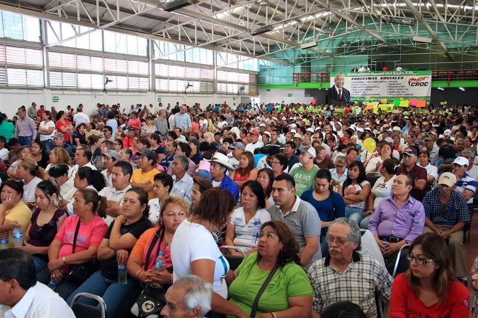 Los sindicatos tienen 6 meses para modificar estatutos y garantizar que los trabajadores decidan con libertad.