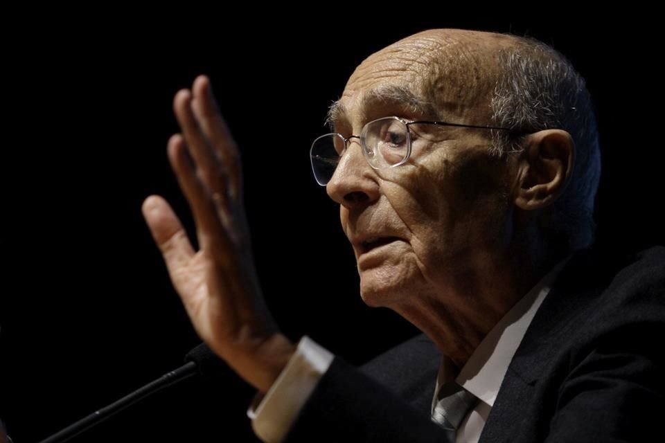 José Saramago, Premio Nobel de Literatura 1998, falleció el 18 de junio de 2010, a los 87 años.