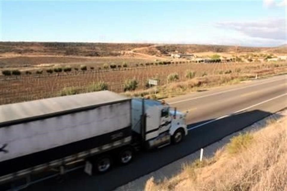 La carencia de áreas de descanso y de aseo pone en riesgo la salud de los transportistas que deben operar. 