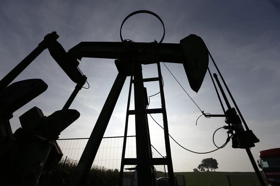 Los ingresos de Schlumberger cayeron 40 por ciento en el segundo trimestre respecto al primero.