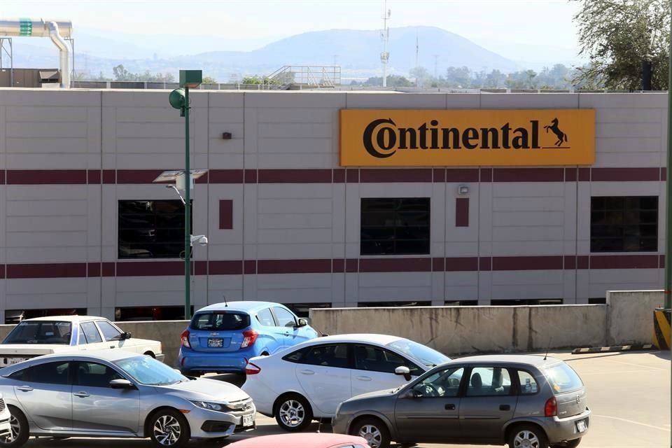 Continental cuenta con 18 plantas en México.