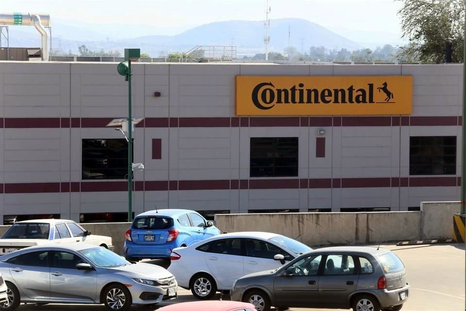 Continental cuenta con 18 plantas en México.