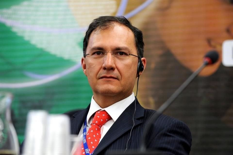 Fernando Borjón, ex comisionado del IFT.