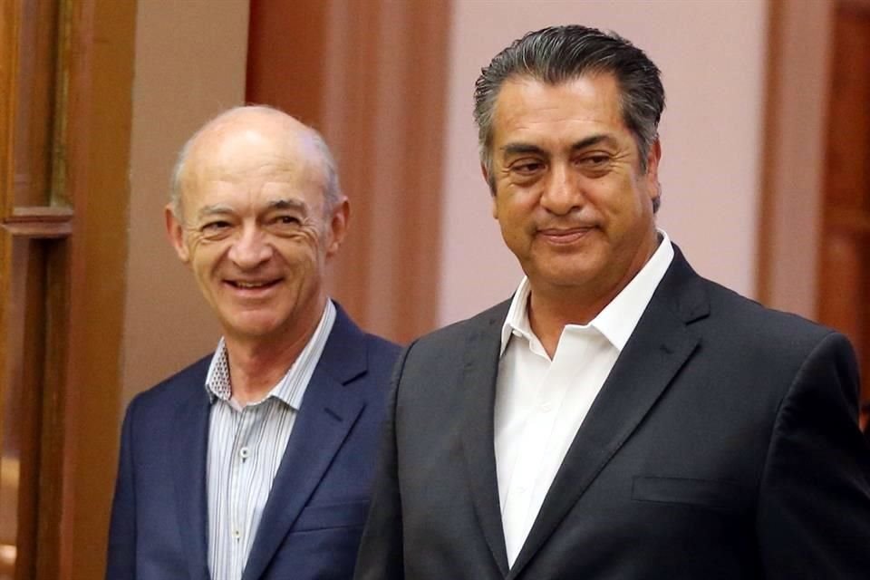 Fernando Elizondo renunció esta tarde a su cargo de Coordinador Ejecutivo del Estado.