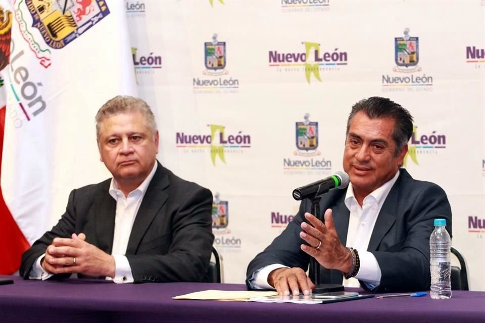 El Gobernador, Jaime Rodríguez, justificó la contratación de Guillermo Rentería.