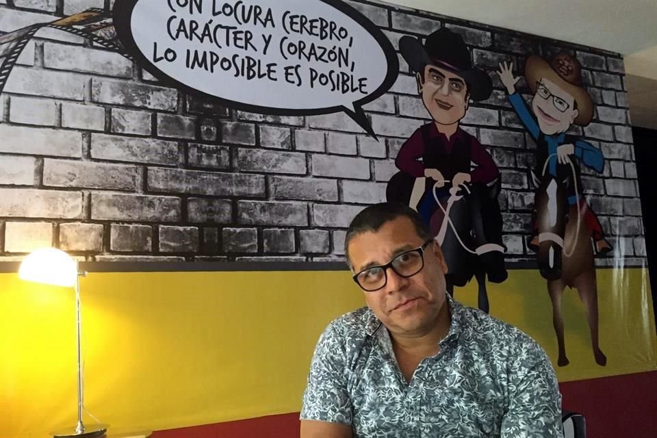 Guillermo Rentería, asesor del Gobernador Jaime Rodríguez, renta una oficina en la Colonia San Patricio, en San Pedro.