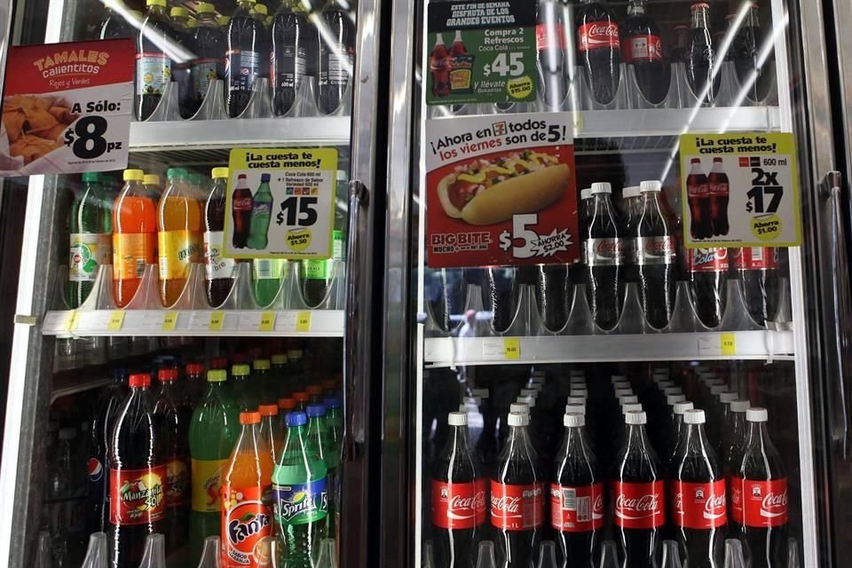 El estudio realizado entre más de 200 participantes mostró que el 48.5 por ciento disminuyó el consumo de este tipo de bebidas en un periodo de seguimiento de 10 meses. 