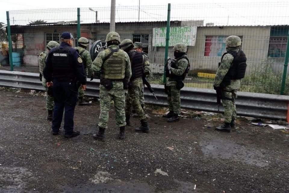 'Doña Lety' por detenida por elementos de la PF y la Marina en la carretera Puebla-Veracruz.