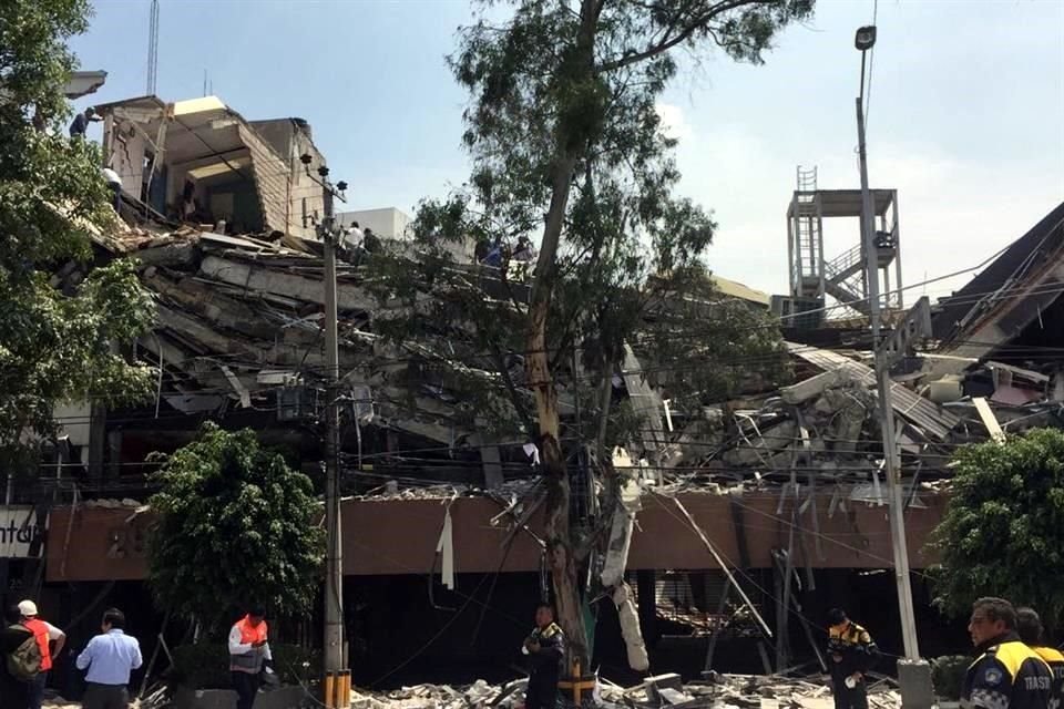 El Presidente Enrique Peña Nieto convocó al Comité Nacional de Emergencias para evaluar la situación.